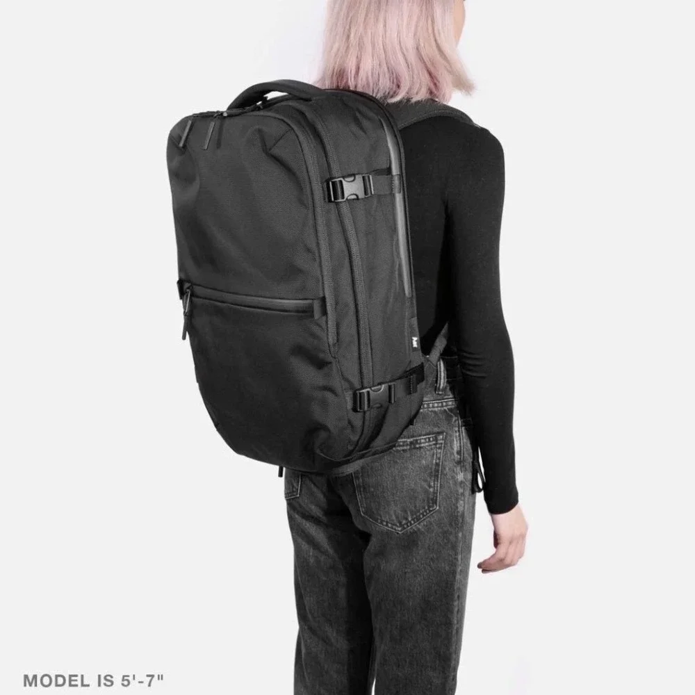 Aer Travel Pack 2 33L Black Like New